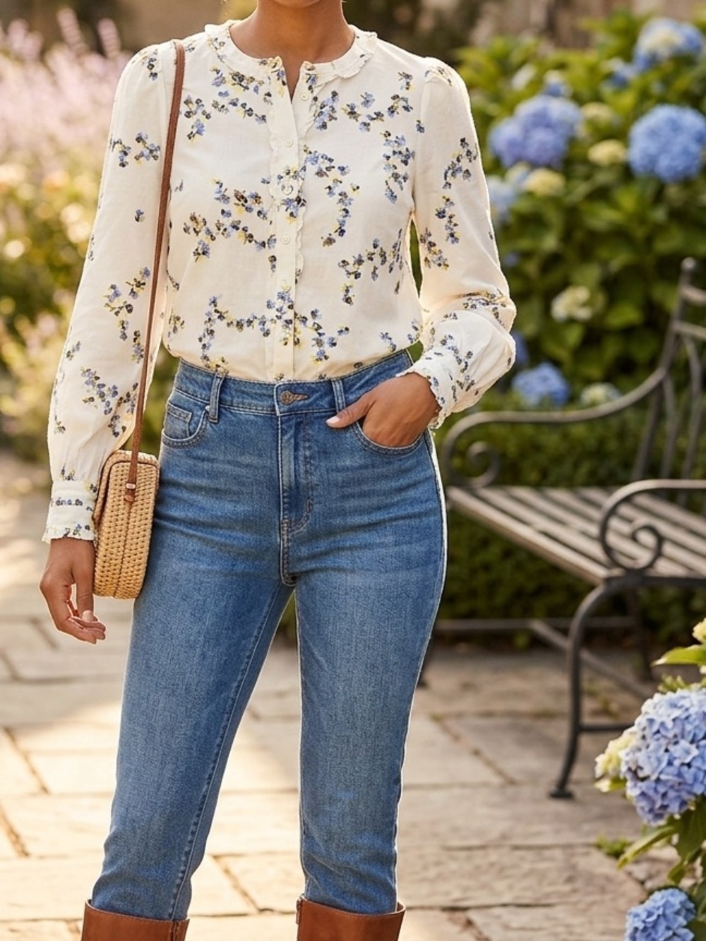 Talbots Floral Ruffle Trim Button Down Blouse Long Sleeve White❤️